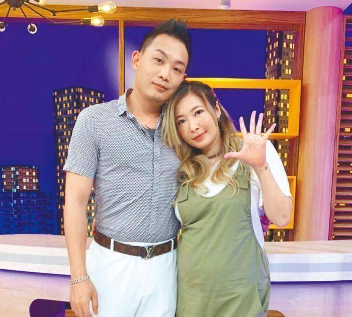 7月15日下午,现年39岁的女星makiyo(川岛茉树代)在社交平台上发文宣布