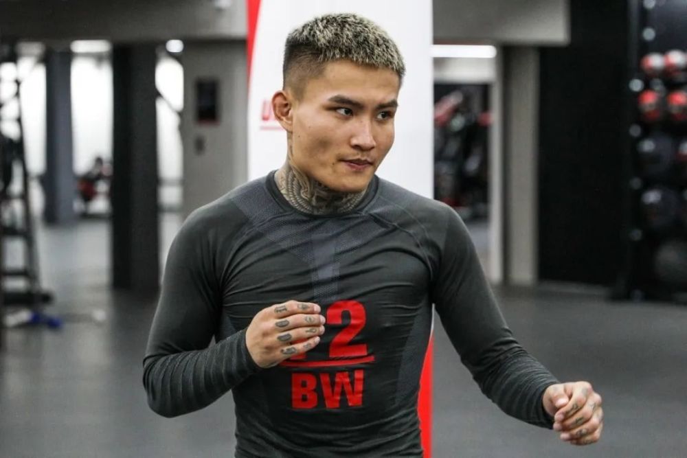 "黑马"李凯文重出江湖,还未开打,就和对手爆发大冲突!_腾讯新闻