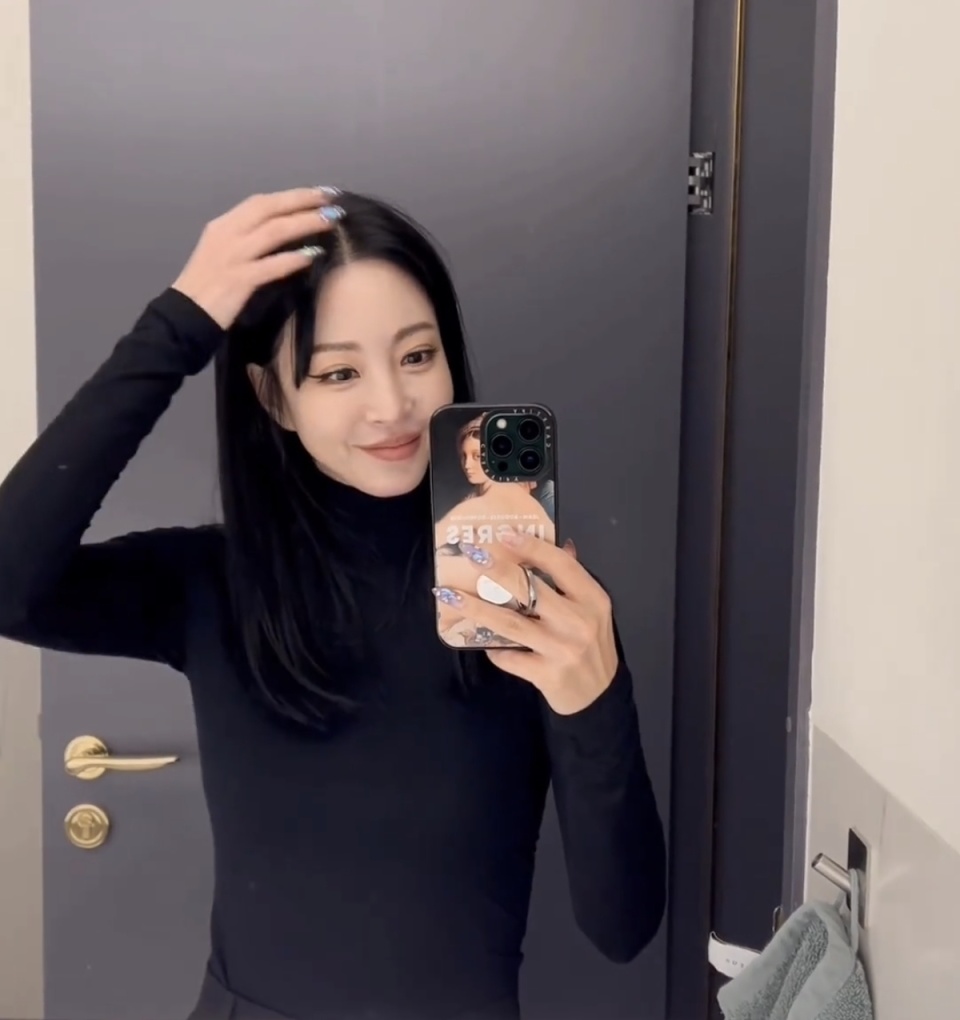 ","韩艺瑟太漂亮了!","她是如此优雅的美女!"等等.