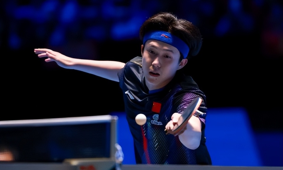 国乒双冠到手！王楚钦4-2张本智和卫冕成功 王皓场边为世界第一鼓掌_腾讯新闻