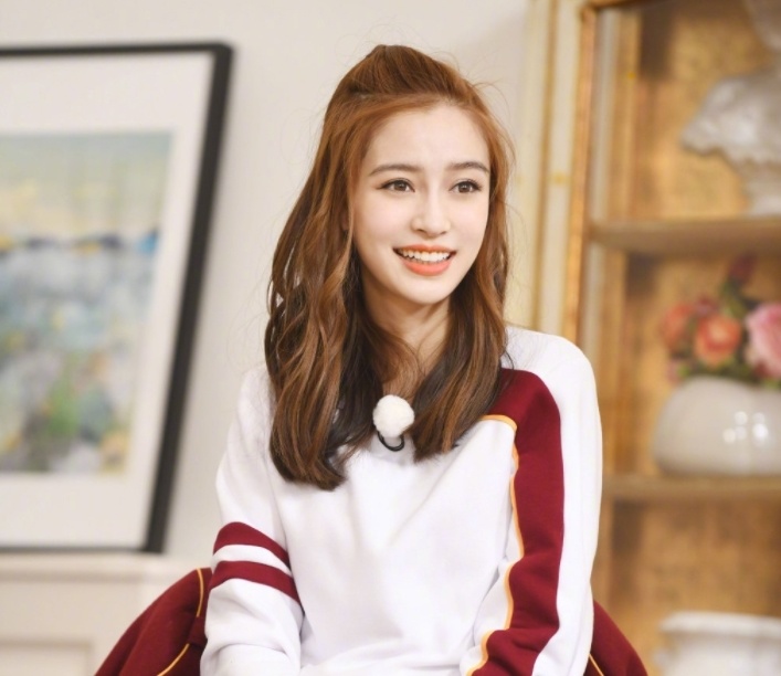 《奔跑吧》第12季官宣,angelababy回归呼声高_腾讯新闻