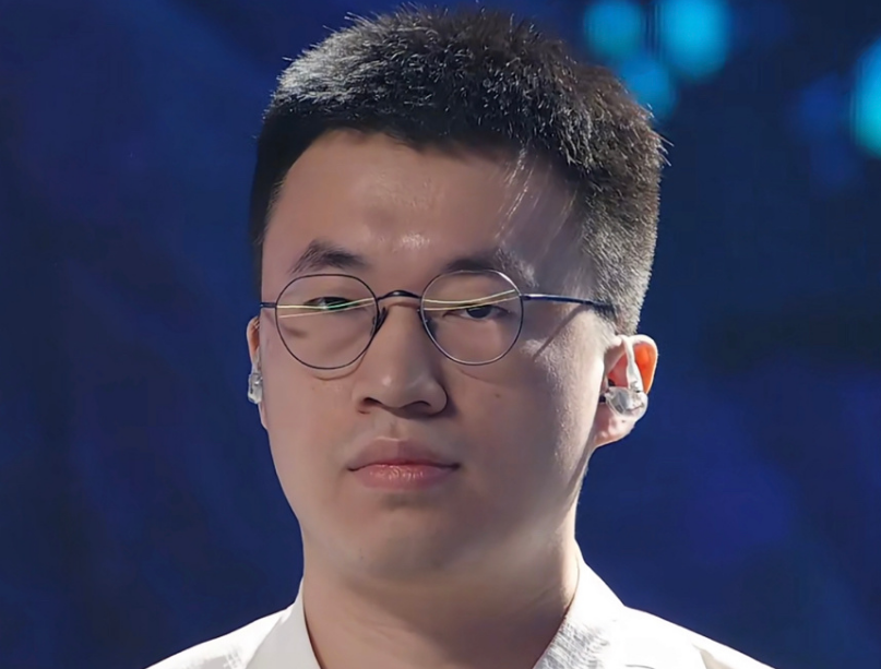 解说米勒今年不是lpl的至暗时刻此刻感慨万千敬佩faker