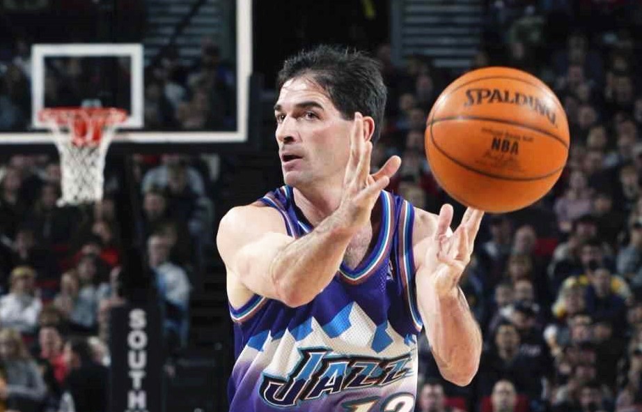 提前退役6个赛季仍是nba历史助攻王,斯托克顿究竟是怎样的存在?