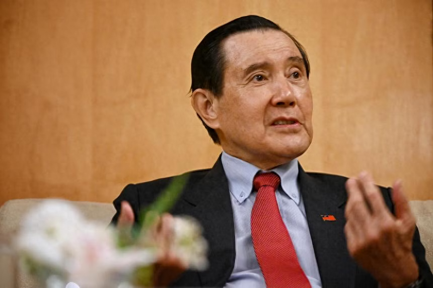 台湾政局将有一场大变马英九提前来北京先向大陆交个底