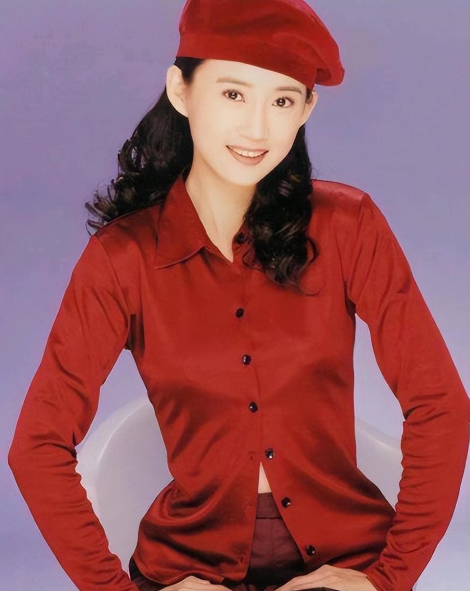 曾火遍大江南北，因拒绝潜规则出家，“中国最美尼姑”桑妮_腾讯新闻