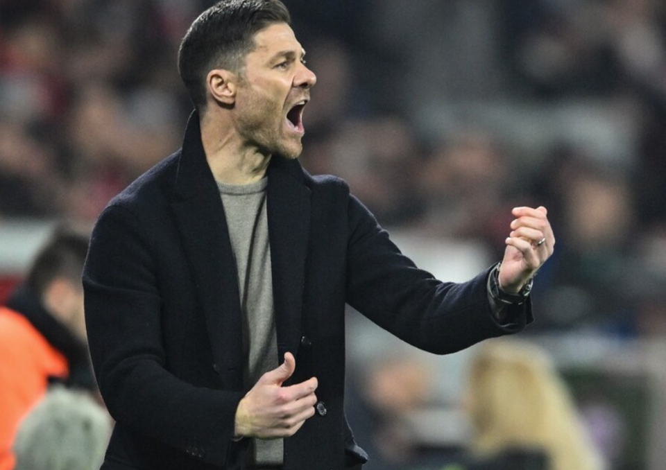 0232足坛悲喜一夜韩国爆冷出局勒沃库森逆袭绝杀