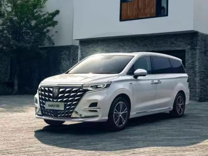 面向二胎家庭荣威两款新车上市全新rx9售17582438万