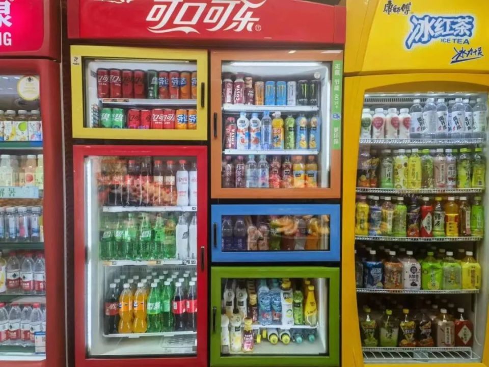 641