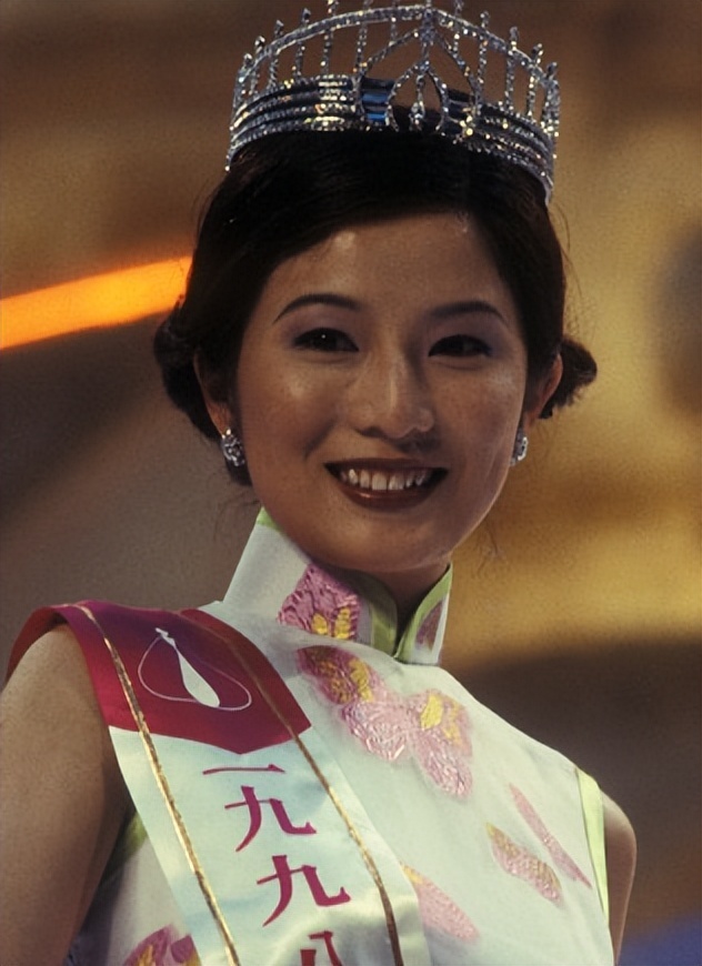 港姐吴文忻乳癌去世终年51岁，抗癌4年曾被骗光积蓄，生前变卖家产筹药费_腾讯新闻