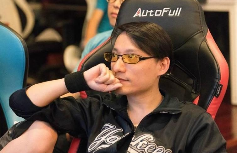 风哥直播爆料:s7时uzi会玩霞!