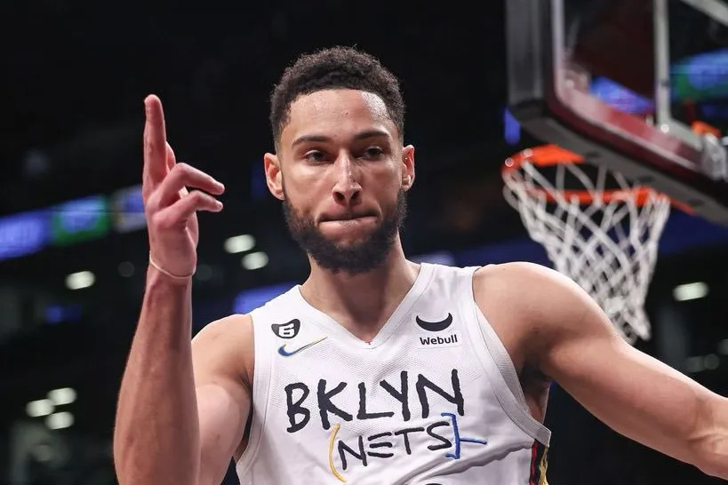 本西蒙斯57场比赛赚8000万美元,奥尼尔喊话本尊,教教我怎么做_腾讯新