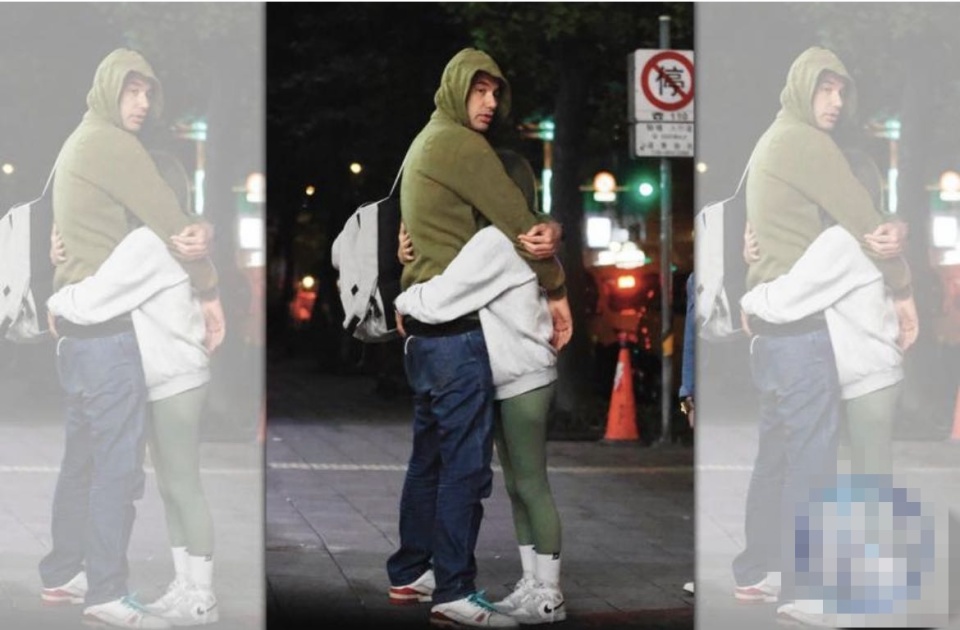 "魔尊重楼"黄志玮拥吻娇小女子,身高差距太大,看着都觉得窒息