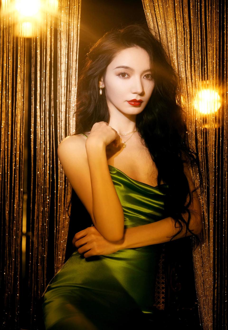 期待可甜可酷,热爱生活的代斯,保持对演戏的热情,勇敢向前冲!