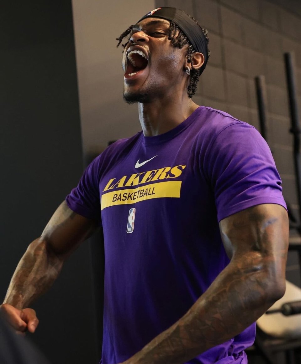 湖人利好!范德比尔特仍有望在常规赛结束前复出 _腾讯新闻