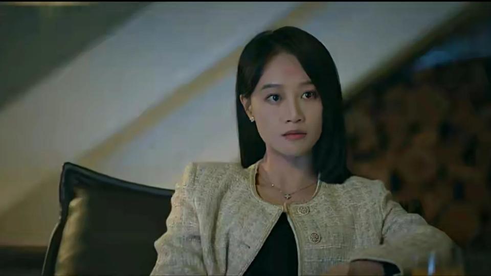 看似无辜的苏真真,才是顾己鸣"黑化"的推手!