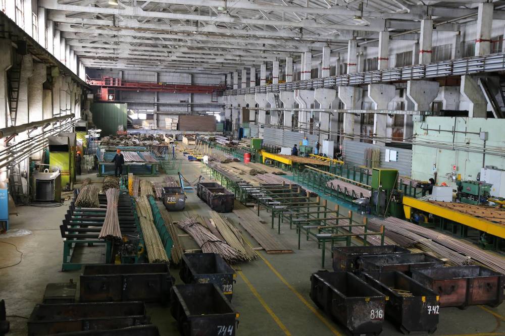 瓦格纳真厉害已经攻入巴赫穆特金属加工厂深入地下三百米