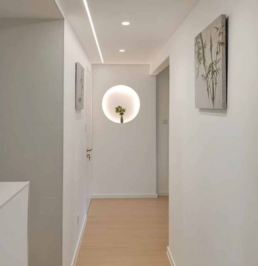 走廊别再挂"破画"了!学学山东太太的做法,那叫一个高级_腾讯新闻