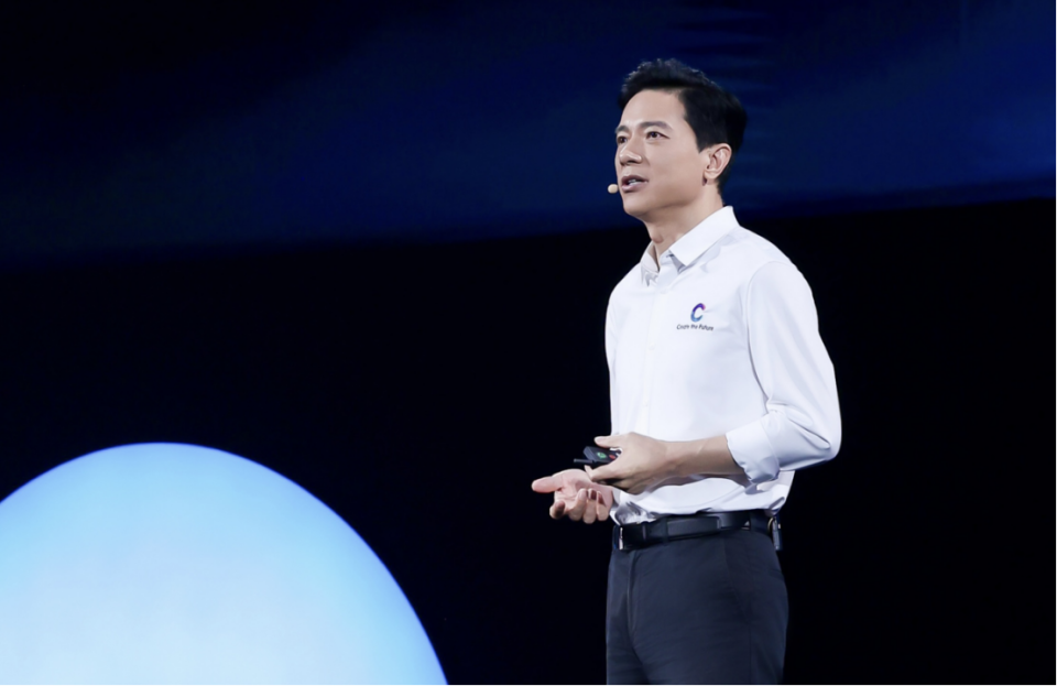 百度李彦宏:你只要会说话,就可以成为一名开发者_腾讯新闻