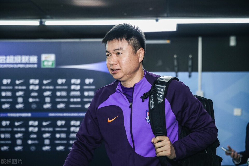 于根伟为津门虎又捡到宝本轮打入世界波任意球已一战征服球迷