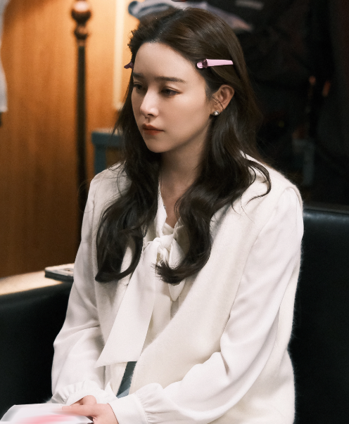 闞清子的熱搜爆了！被曝嬰兒剛出生就夭折，網友情緒一邊倒 - 