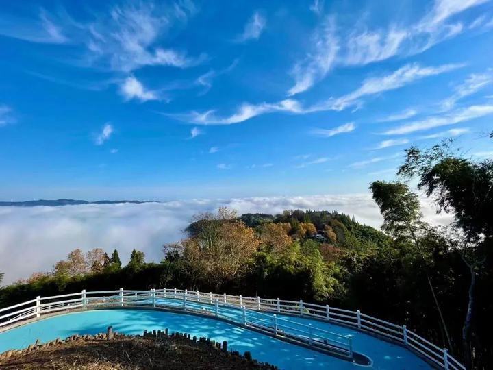 特别提醒1.莫干山核心景区室内景点按正常时间开放和关闭;2.