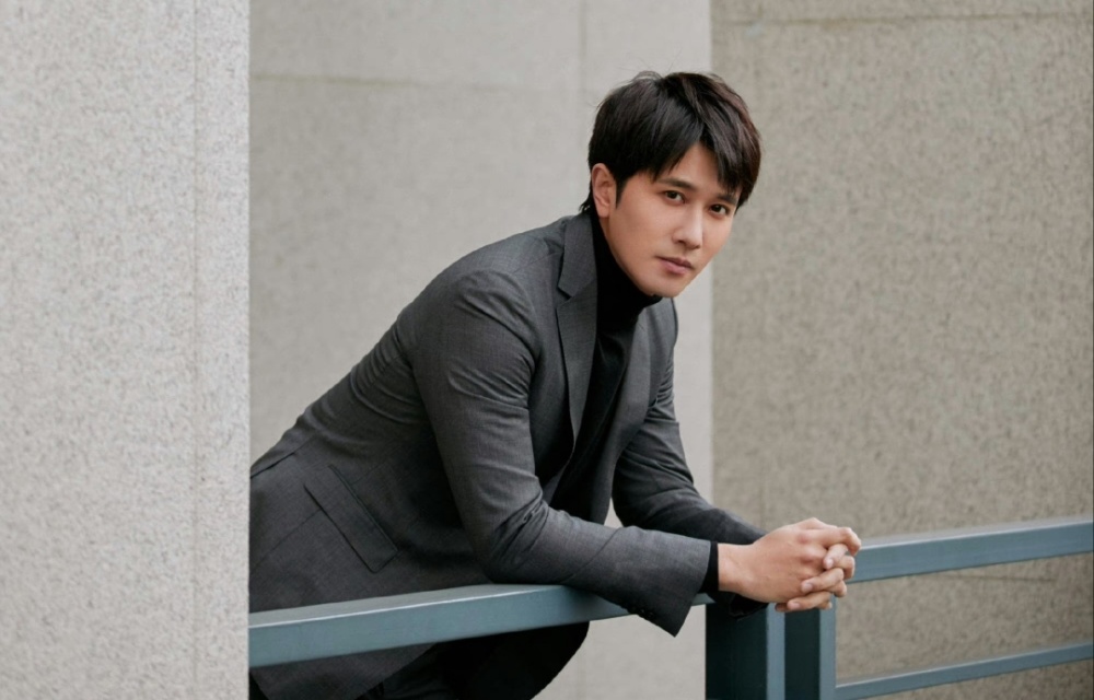 汪俊执导刘亦菲搭林更新霍建华彭冠英玫瑰故事即将开机