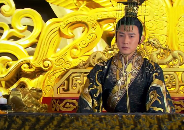 刘髆这人也是命短,没几年就去世了,只留下6岁的刘贺继位藩王.