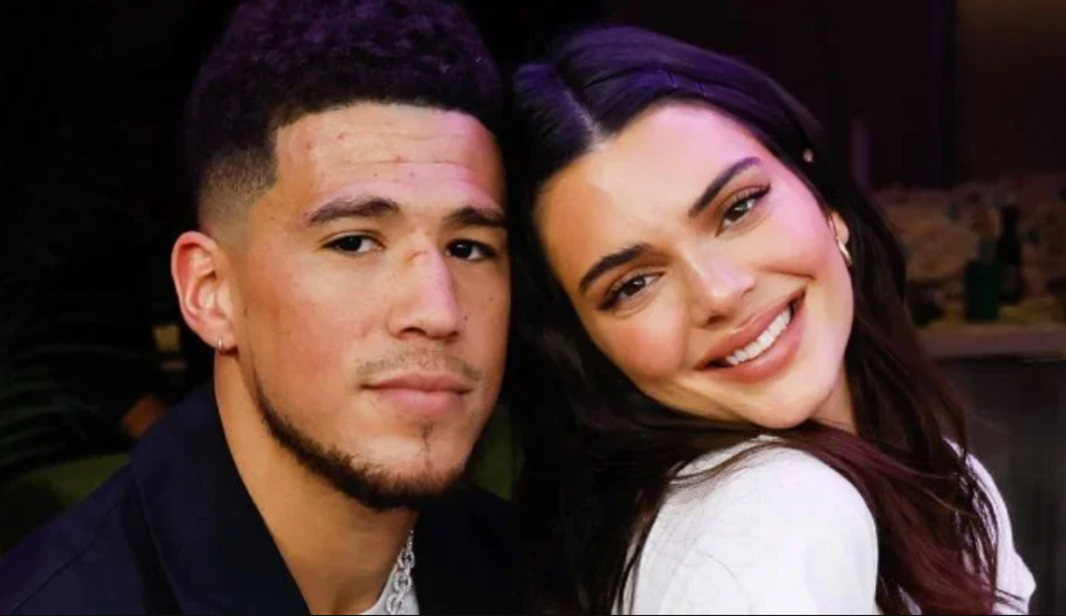 布克心碎?詹娜和前任貌似旧情复燃,nba清纯女神魅力挡不住