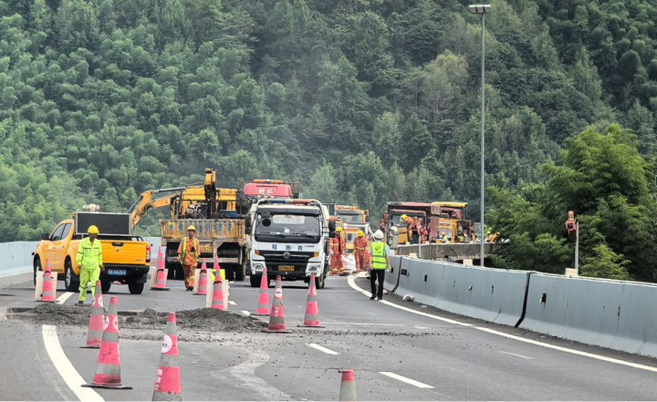 为期4天,诸永高速绍兴段开启今首次"集约化"施工