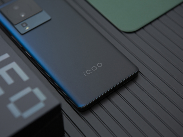 s30赛季上分利器 iqoo neo7竞速版体验有诚意_腾讯新闻