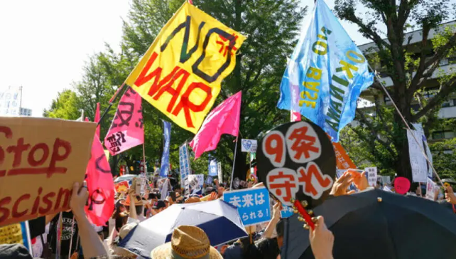民调支持率大幅下滑，高市内阁“亮红灯”