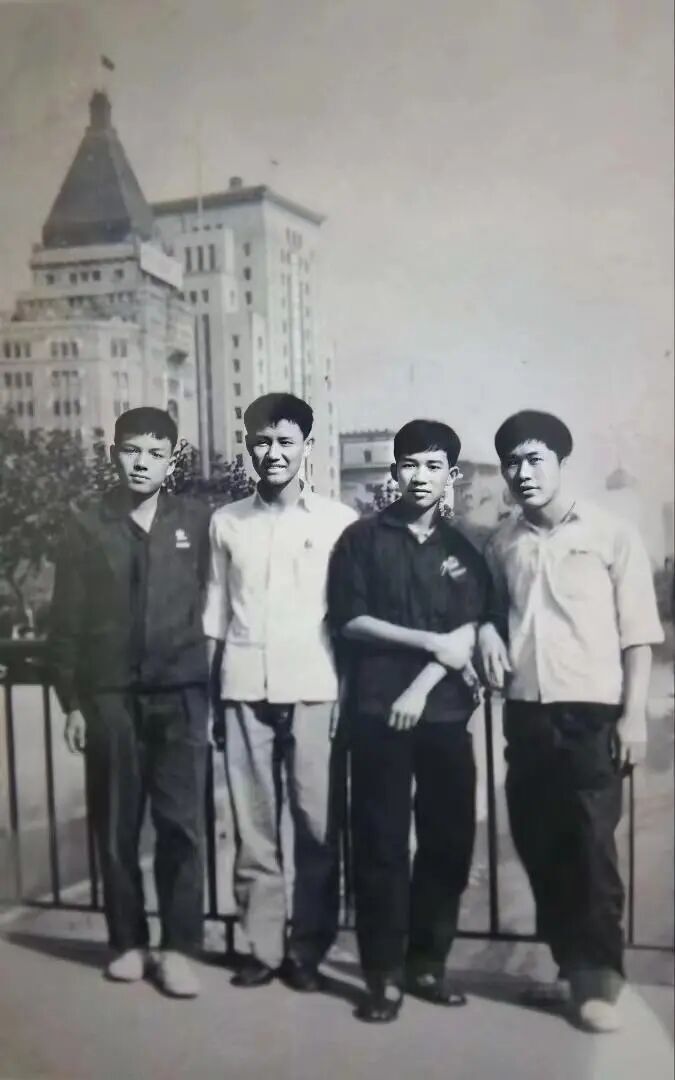 【新舊文存】委內瑞拉變天，憶起了我那位失散的同學（同豐里十七號系列） - 