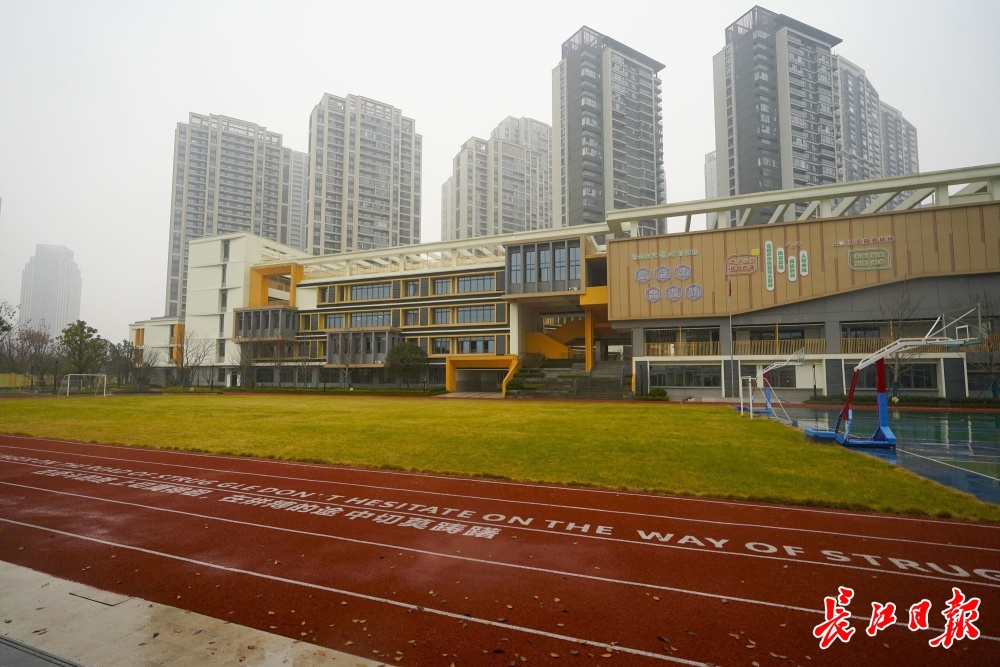 武汉市89所新改扩建中小学幼儿园竣工投用