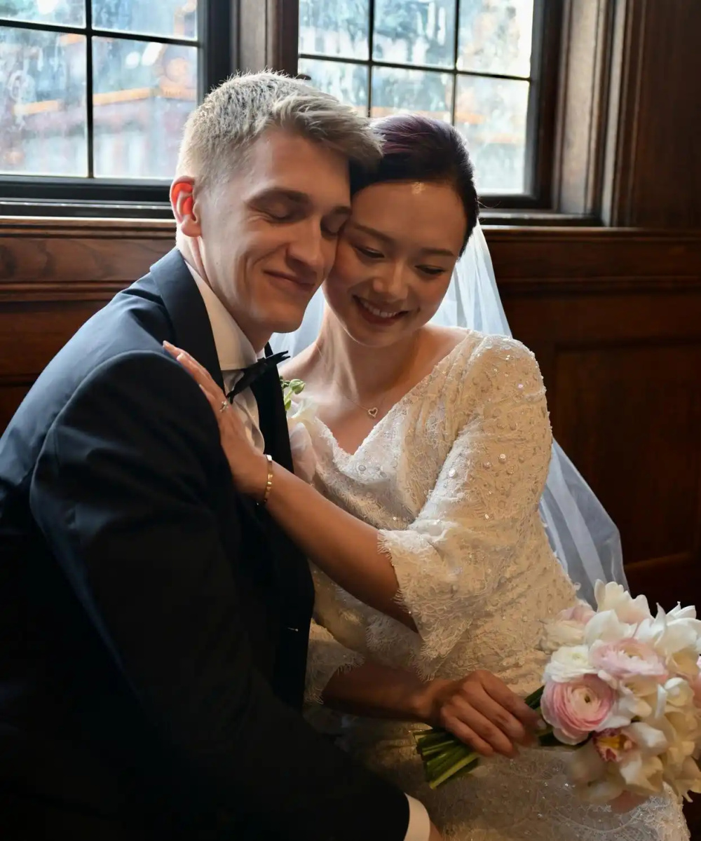 德国女乒华裔美女官宣结婚 新郎是瑞典男乒主力相恋七年终成正果_腾讯新闻