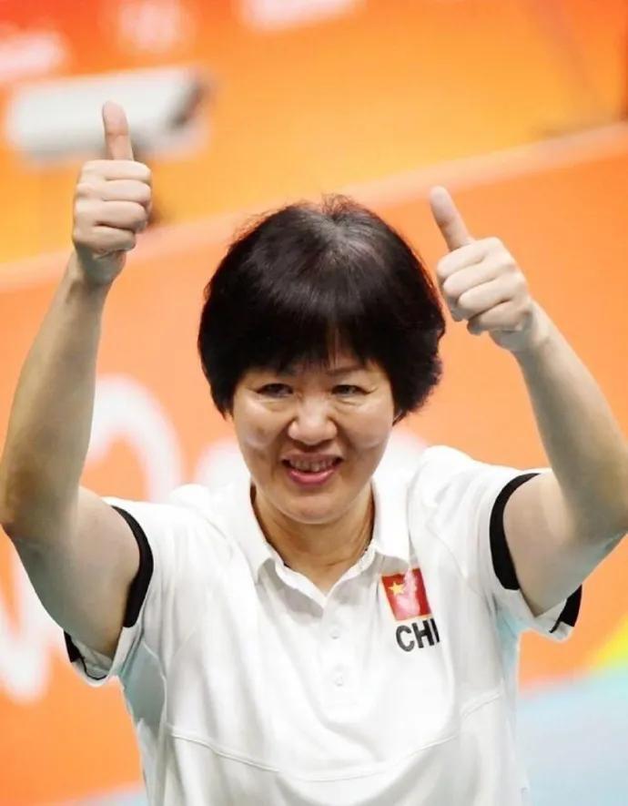 中国排坛保守势力大:甩锅郎平,只因不能摘桃!但群众眼睛雪亮