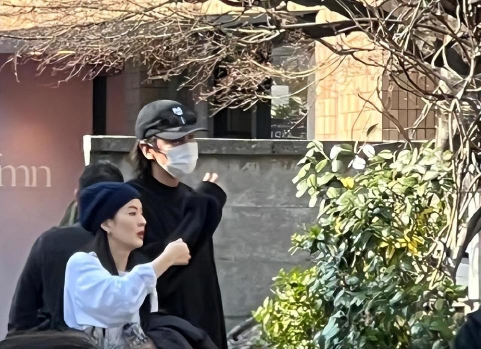 恋爱第六年李光洙和李善彬日本之旅被目击两人享受轻松约会