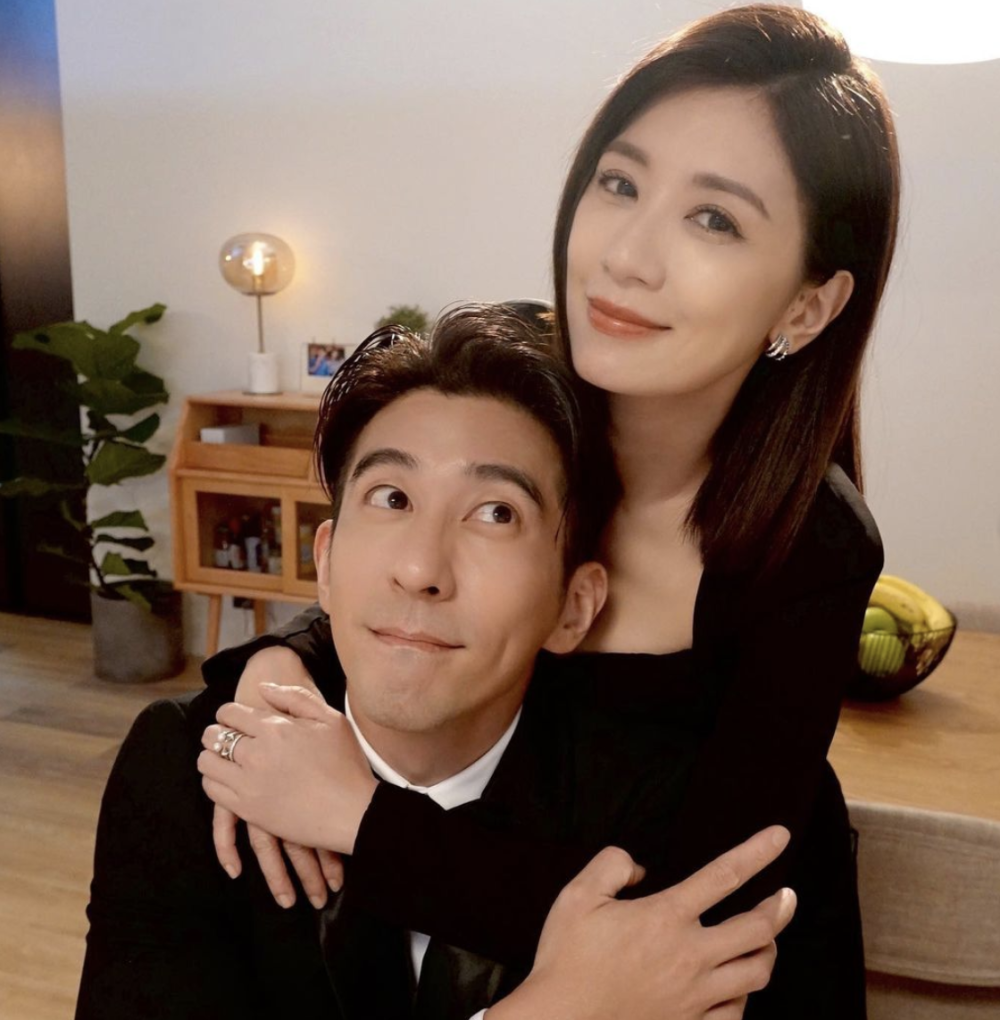 修杰楷庆祝40岁生日,称继女梧桐妹是"宝贝女儿",贾静雯送香吻_腾讯