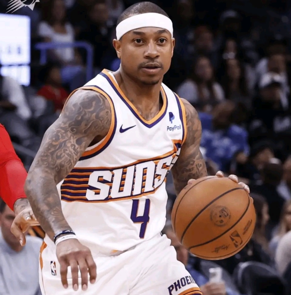 压哨签约恭喜小托马斯太阳季后赛15人大名单正式出炉