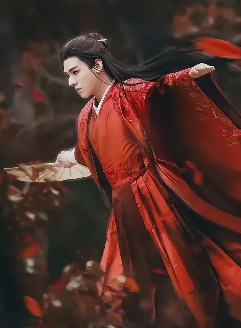 "古装红衣"绝色美男,肖战,任嘉伦榜上有名,最后一位堪称绝美天花板