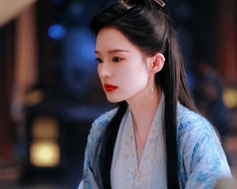 2024年有“爆剧”吗？有11部剧播放量破亿，却成就一位镶边女主_腾讯新闻