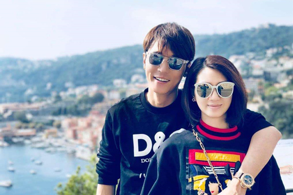 最貌合神离的4对明星夫妻假深情被揭穿秀恩爱都像在演戏