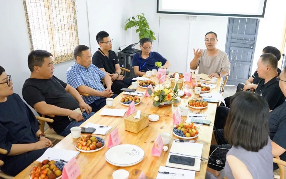 金水科教园豫商邻居联谊会暨金邻会打通邻里经济结成产业联盟