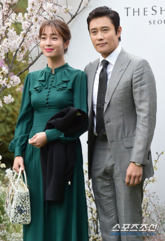 李敏贞李秉宪婚礼图片