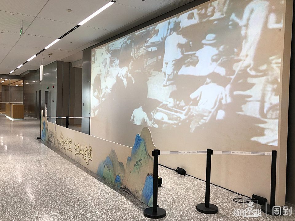 据悉,为了配合此次展览,上海图书馆五月份还将推出四场行走活动.