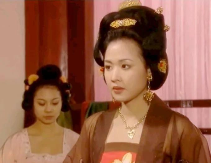 《一代匠师》熊睿玲:凭《国家孩子》《破冰行动》力证演技,她不做全职