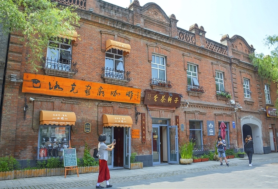 百年老街风韵:哈尔滨中华巴洛克