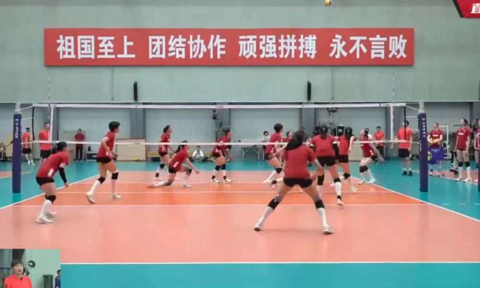女排集训曝光：解盛钰冲击主二传，李盈莹归队，龚翔宇替补或敲定_腾讯新闻
