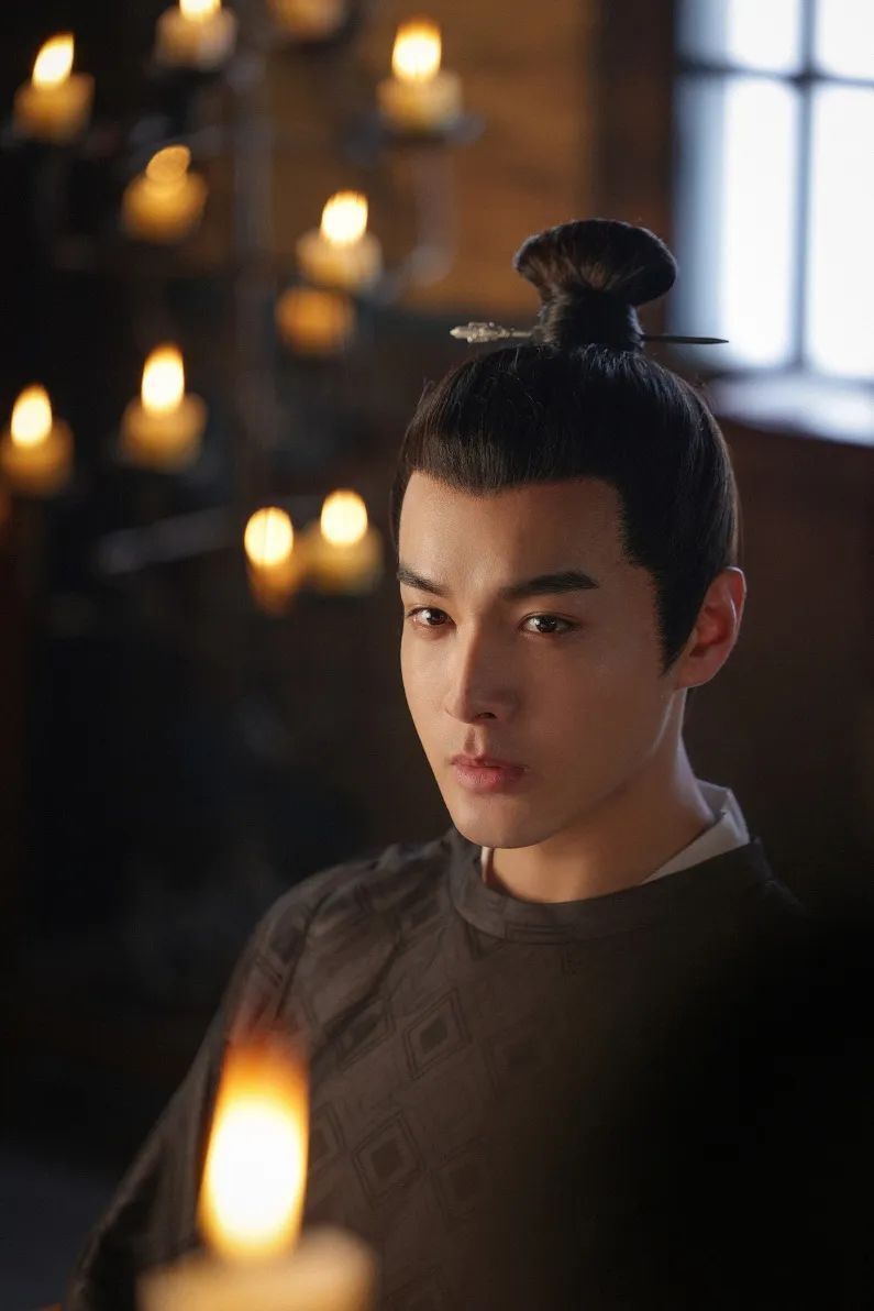 看《阿麦从军》里的张昊唯和王瑞昌就知道了_腾讯新闻