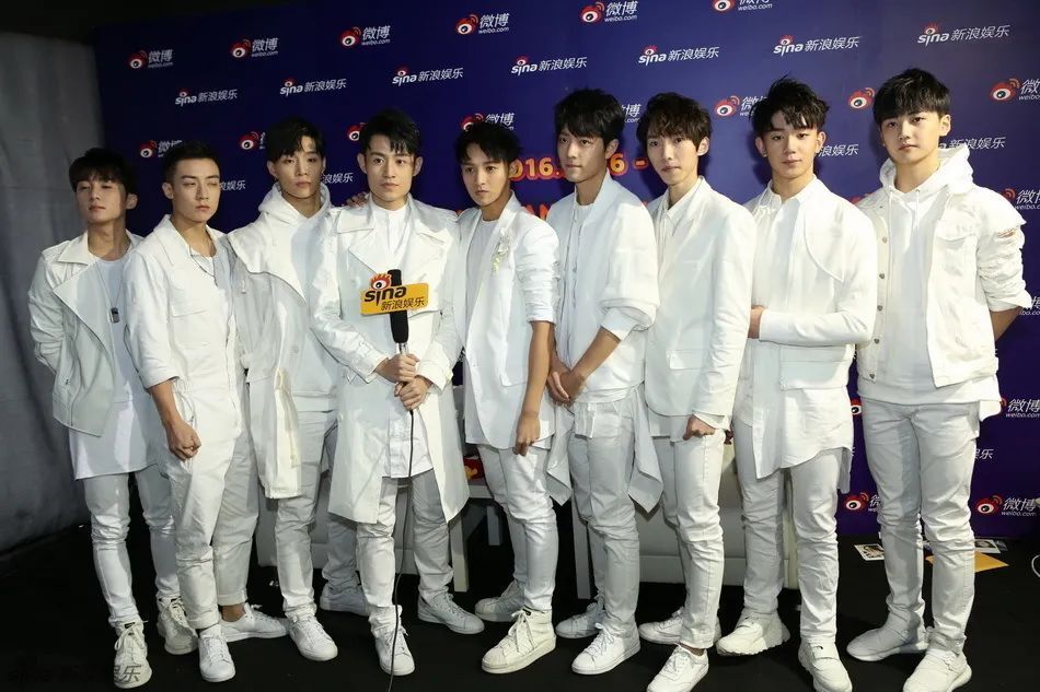 夏之光在综艺中说:黄子韬是我偶像,因为他我选择进入娱乐圈