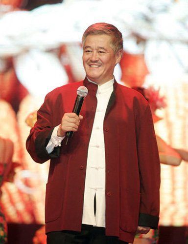 而且网传赵本山参加春晚彩排照也是2020年的,看来是有人想利用赵本山